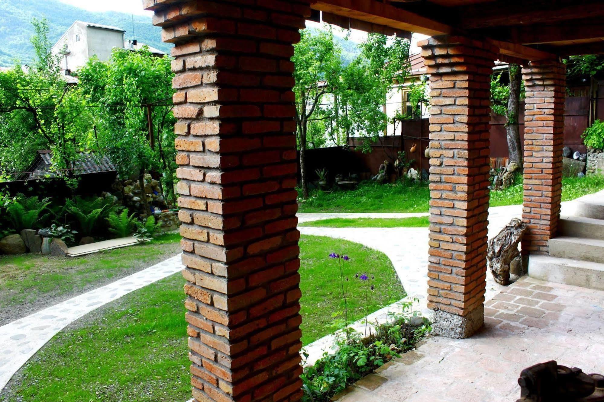 אוני Guest House Gallery מראה חיצוני תמונה