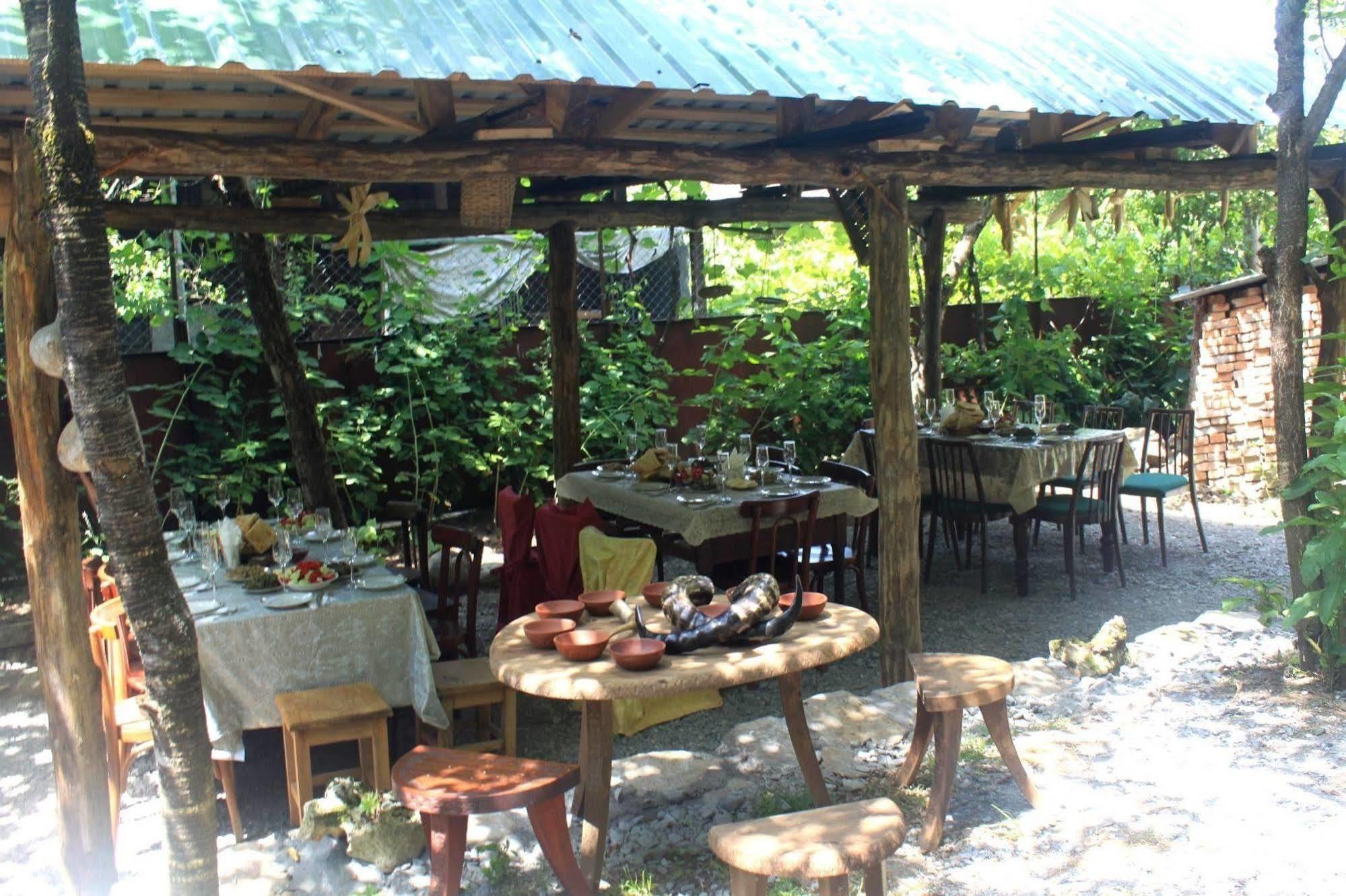 אוני Guest House Gallery מראה חיצוני תמונה
