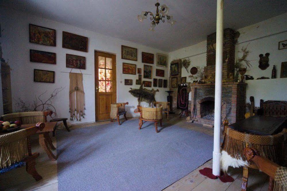 אוני Guest House Gallery מראה חיצוני תמונה